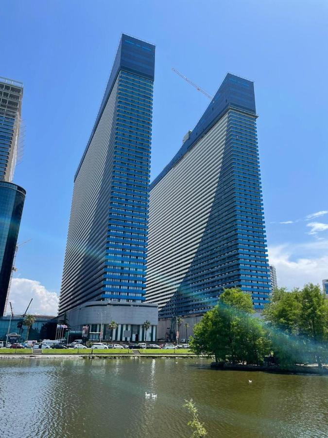 Orbi City Batumi Aparthotel Bagian luar foto