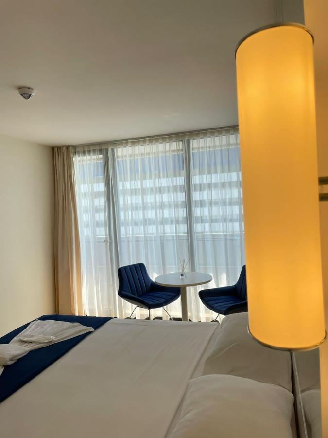 Orbi City Batumi Aparthotel Bagian luar foto
