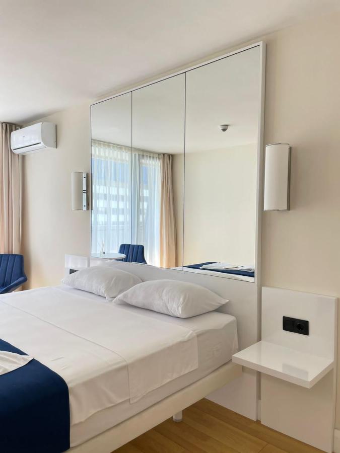 Orbi City Batumi Aparthotel Bagian luar foto