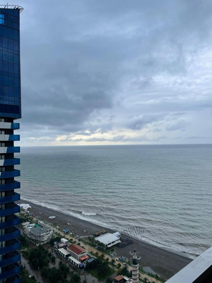 Orbi City Batumi Aparthotel Bagian luar foto