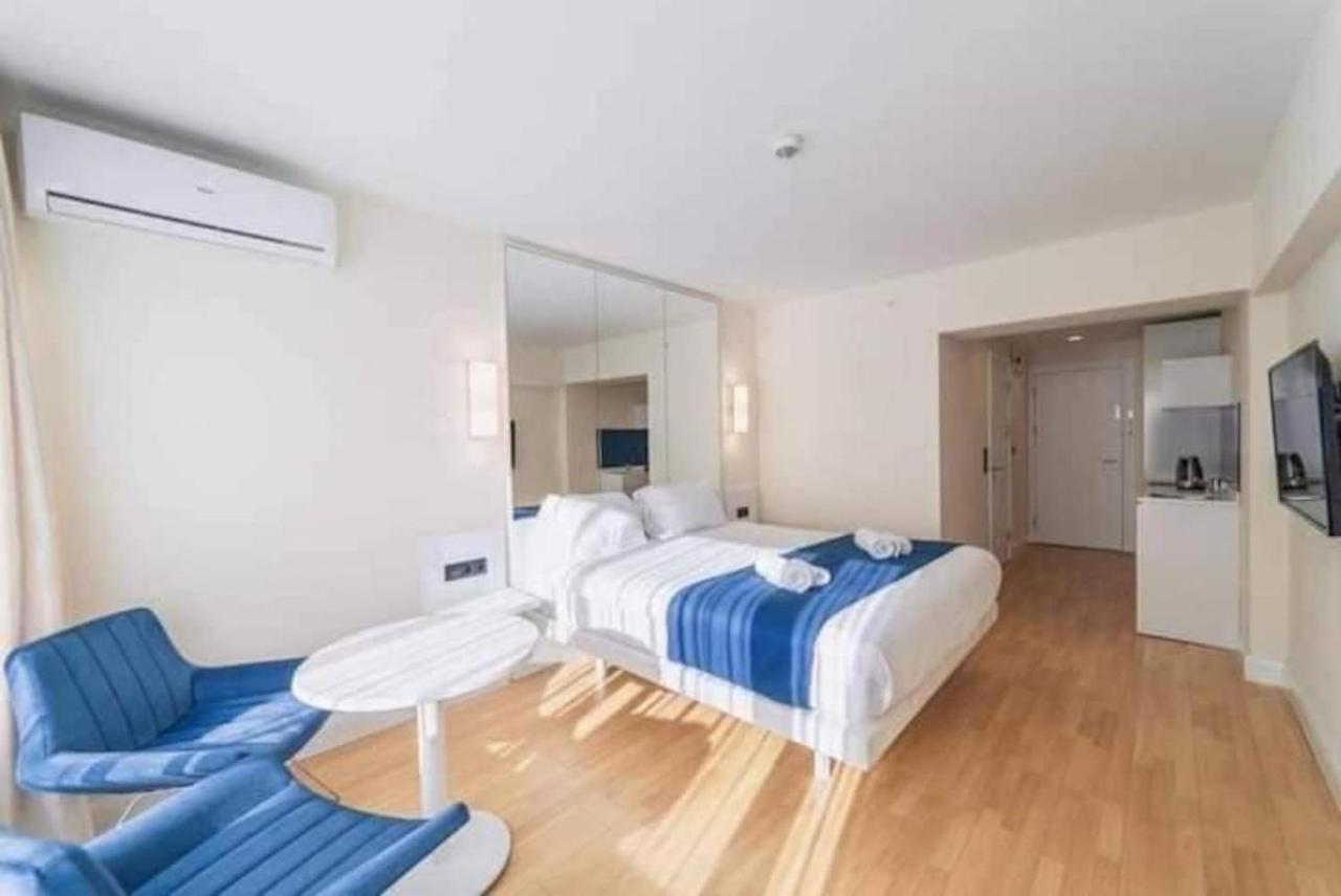 Orbi City Batumi Aparthotel Bagian luar foto