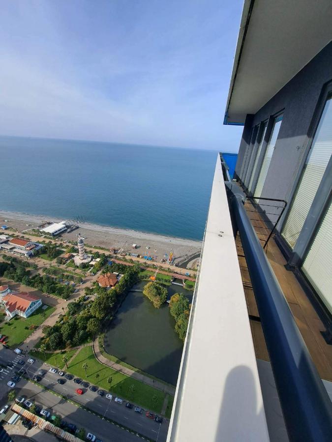 Orbi City Batumi Aparthotel Bagian luar foto