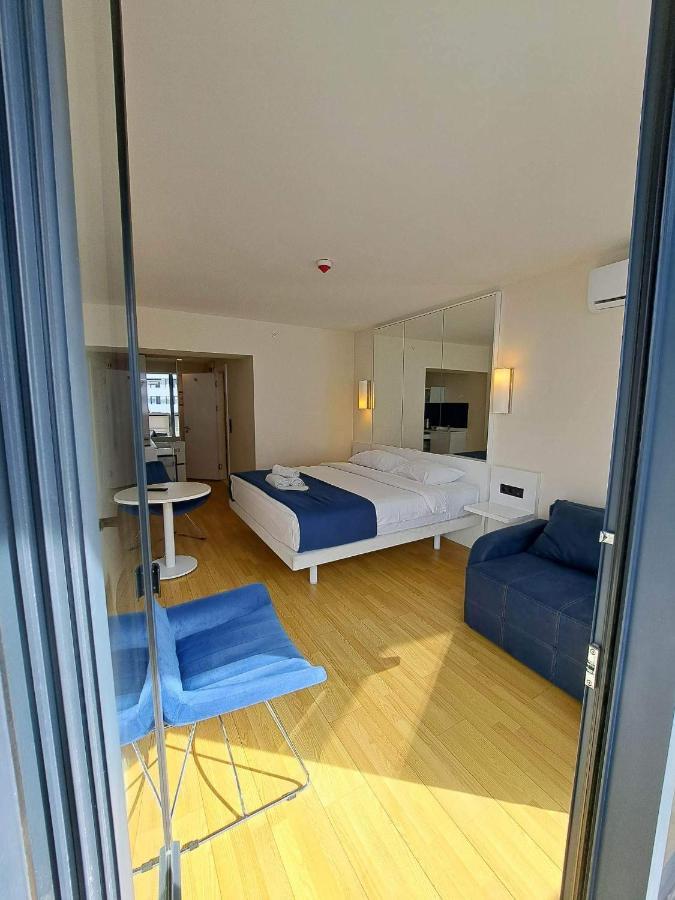 Orbi City Batumi Aparthotel Bagian luar foto