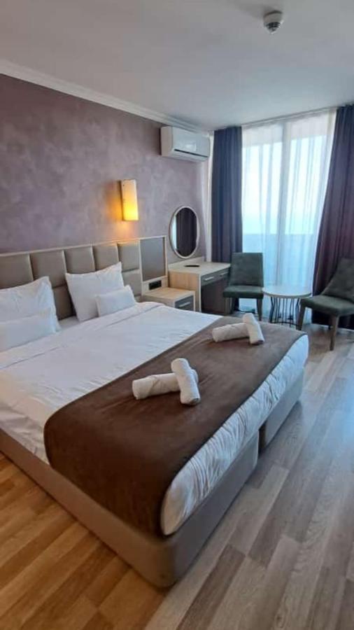 Orbi City Batumi Aparthotel Bagian luar foto