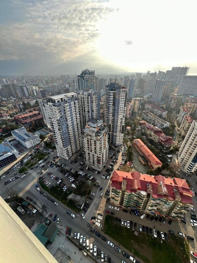 Orbi City Batumi Aparthotel Bagian luar foto
