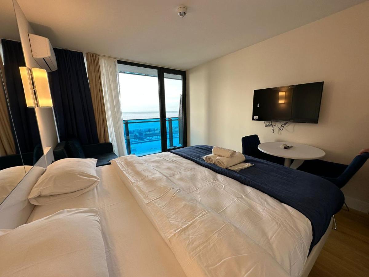 Orbi City Batumi Aparthotel Bagian luar foto